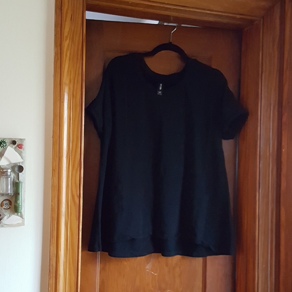 Agnes & Dora short sleeve artist top